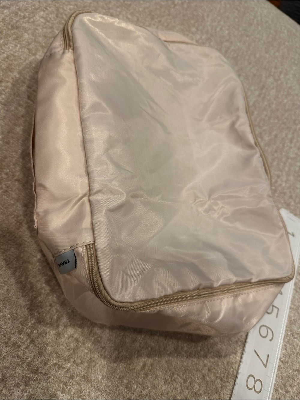 Packable Travel Pouch in beige unisex